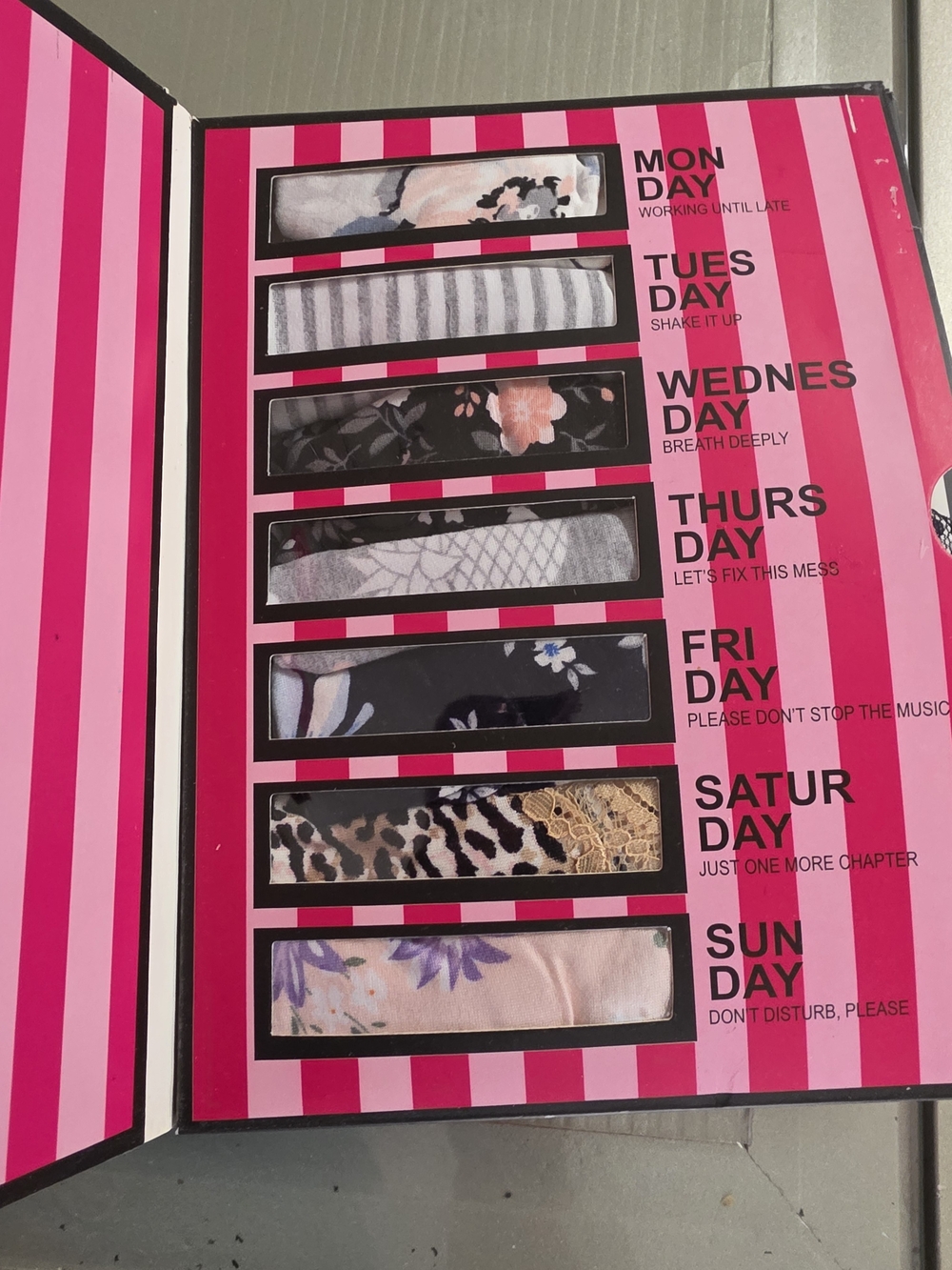 Victoria's Secret 7-Pack Days of the Week Lace-Trim Thong Panties Pink & Black
